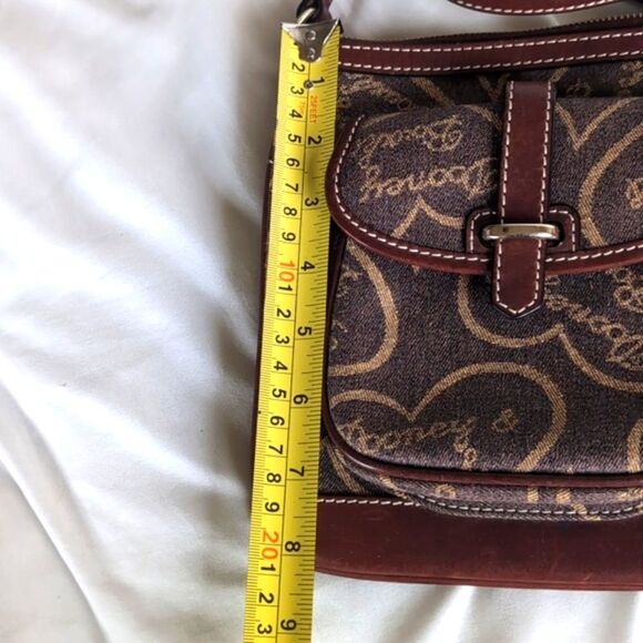 Dooney & Bourke Brown And Gold Signature Patterned Compact Crossbody Bag 🤎 - Picture 11 of 16